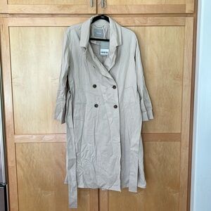 Everlane The Drape Trench in Sandstone size small NWT